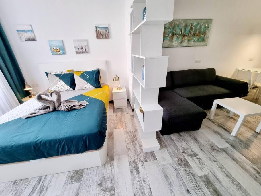 Apartamento Smeraldo 11 Playa Roca Коста-Тегисе Экстерьер фото