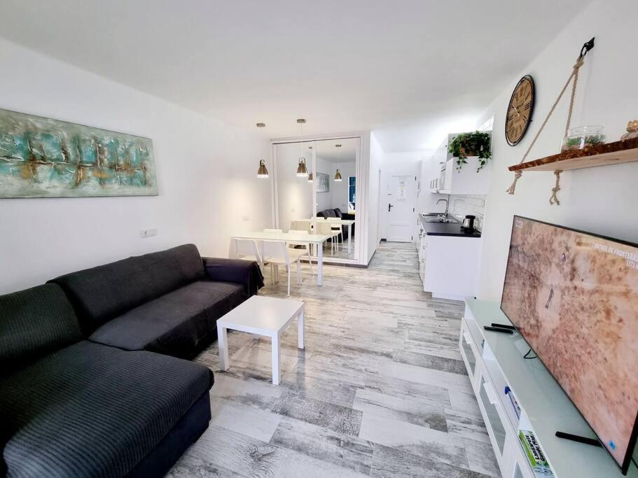 Apartamento Smeraldo 11 Playa Roca Коста-Тегисе Экстерьер фото